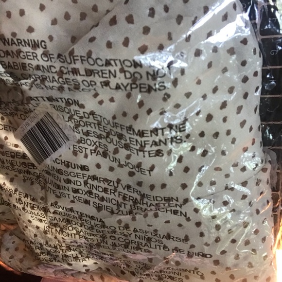 HELLO MOLLY - Picture 5 of 8